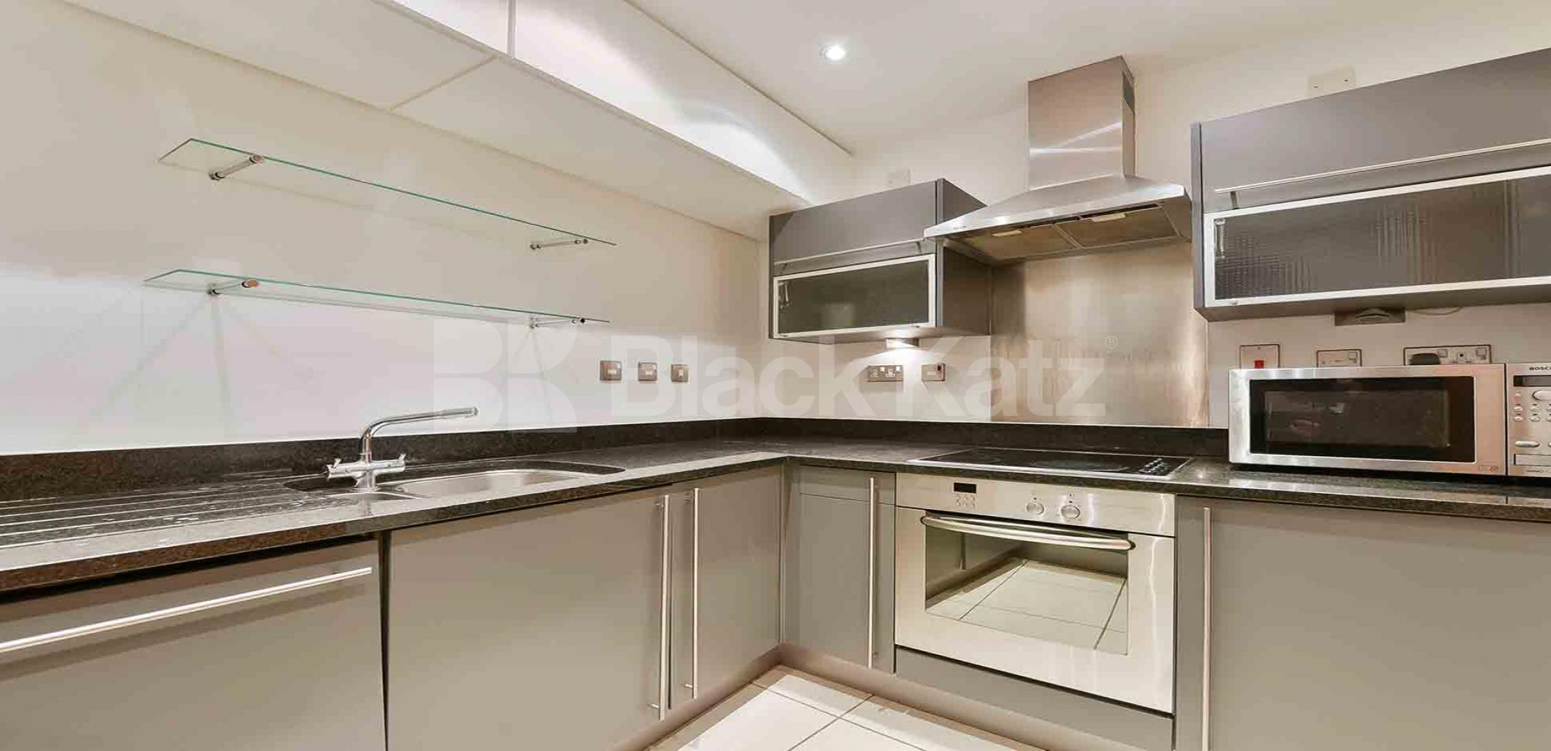 			UNDER OFFER, 2 Bedroom, 1 bath, 1 reception Apartment			 Parliament View, Albert Embankment